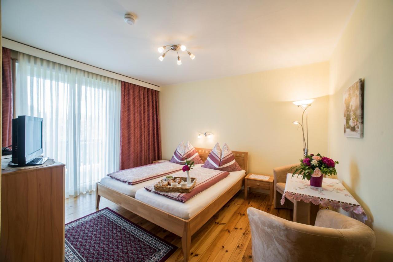 Апартаменти Gaestehaus Karawankenblick Дроболлах-ам-Факерзе Екстер'єр фото